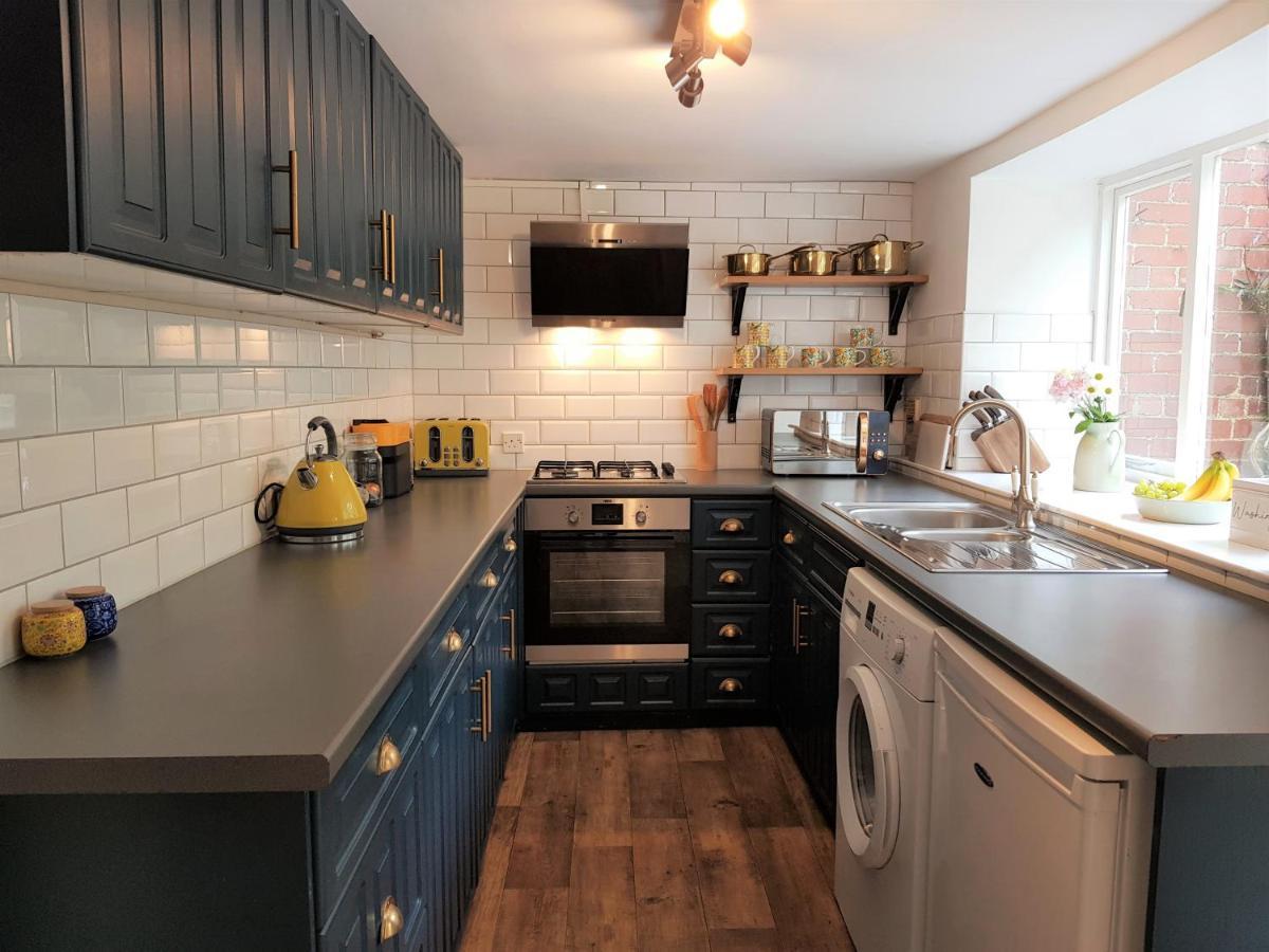 Cruck Cottage Pickering Luaran gambar