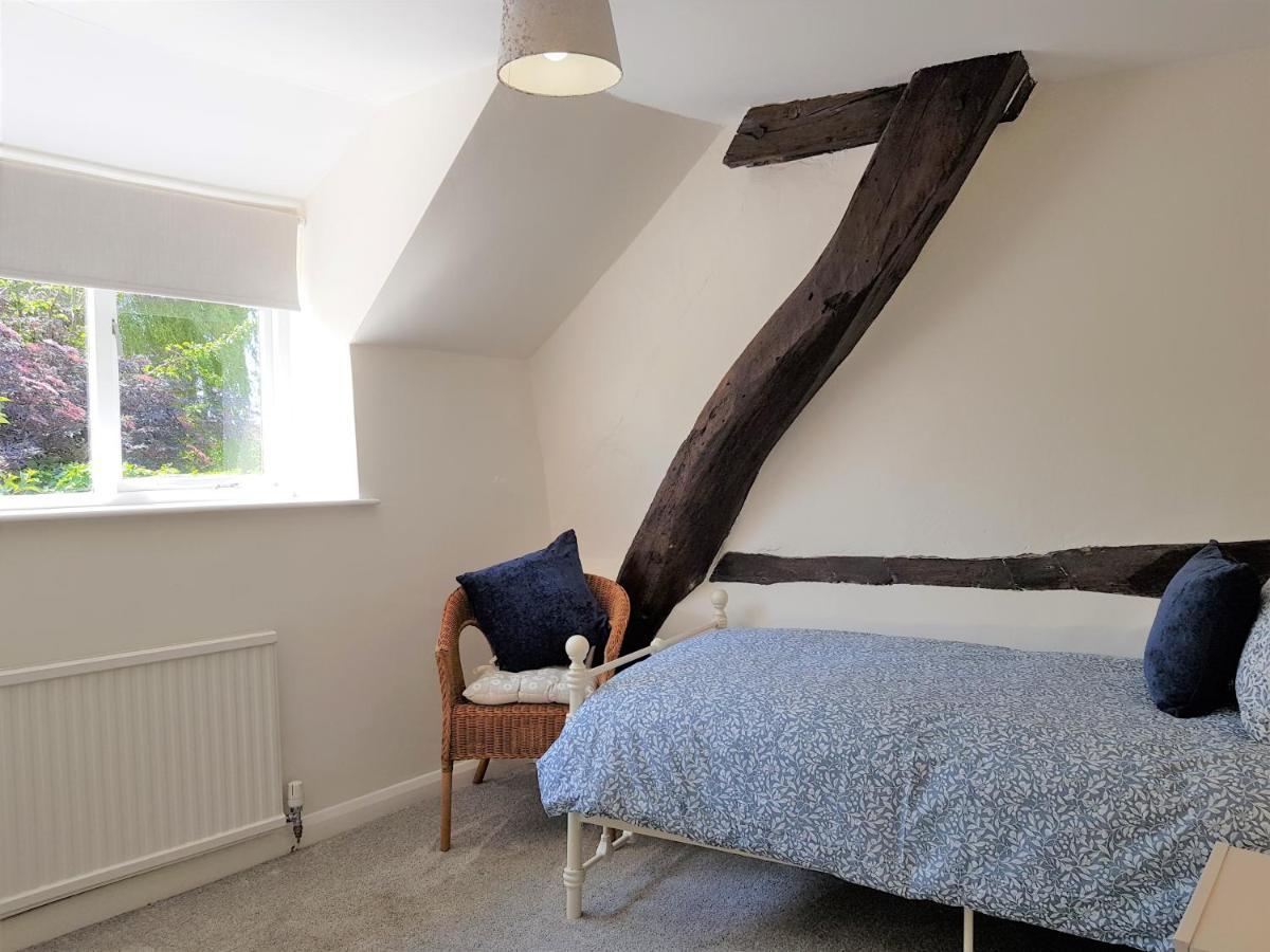 Cruck Cottage Pickering Luaran gambar