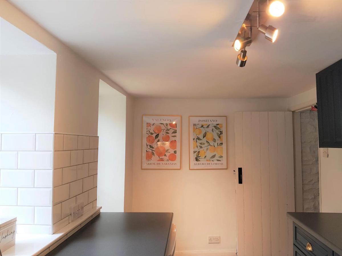 Cruck Cottage Pickering Luaran gambar