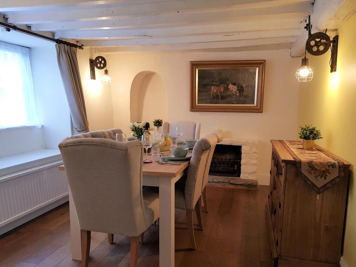 Cruck Cottage Pickering Luaran gambar