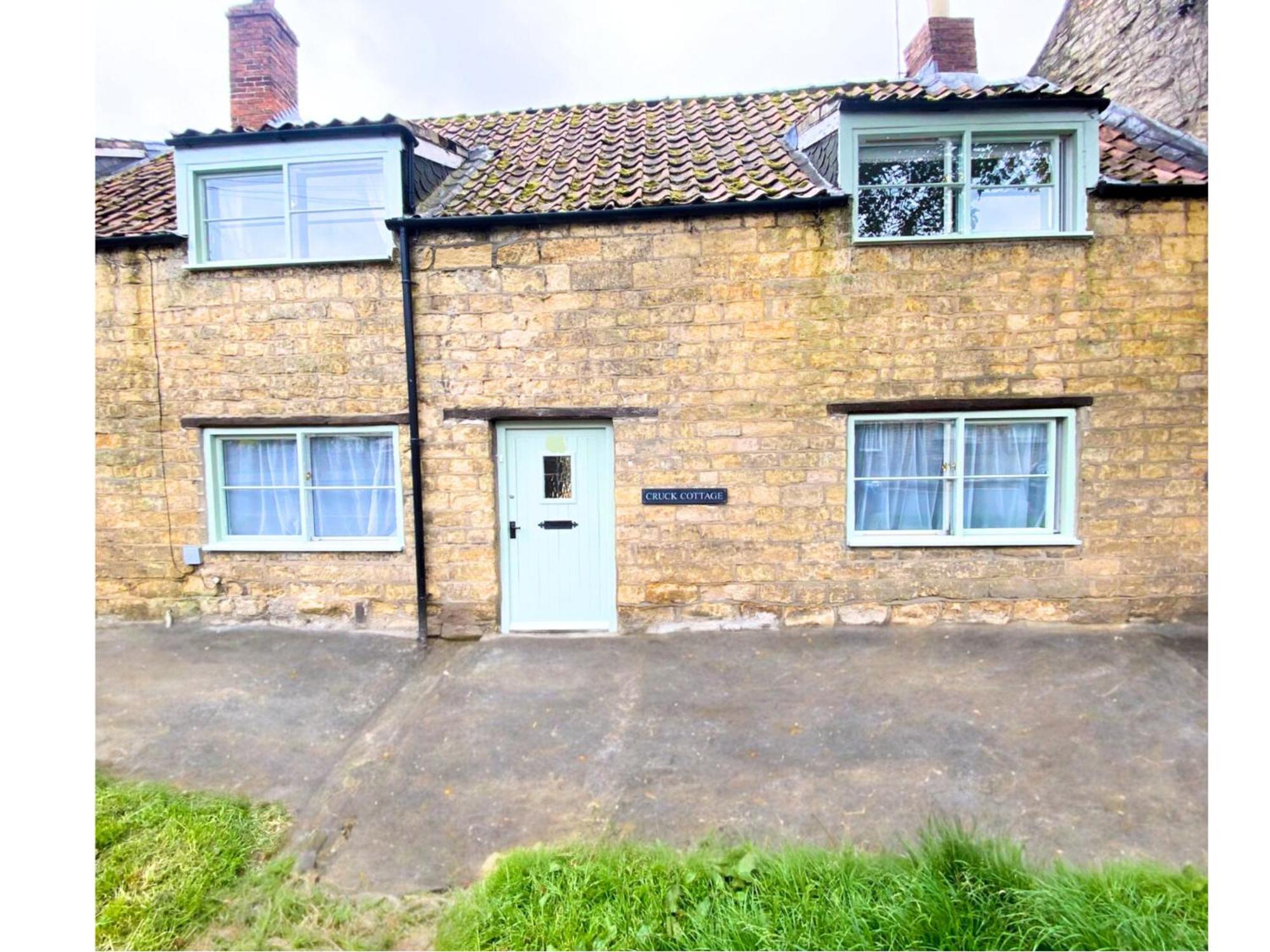 Cruck Cottage Pickering Luaran gambar
